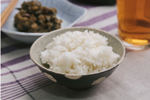 茶碗に盛られたご飯