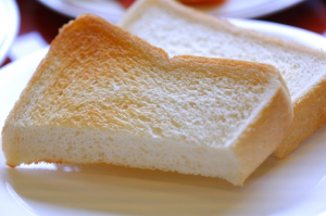 トーストされた食パン